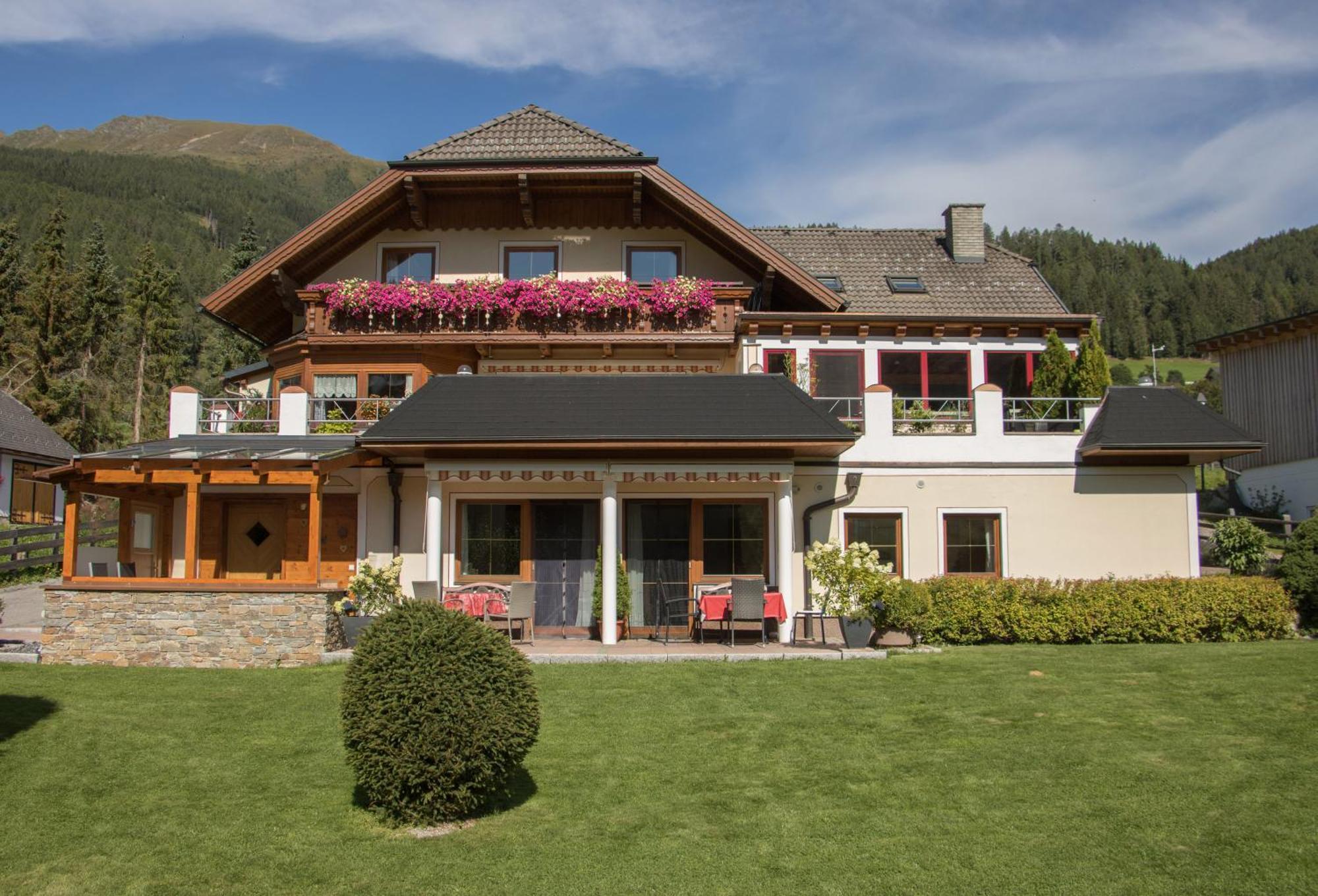 Lungau Apartment - Ferienwohnung Haus Esl Hintergoriach Luaran gambar